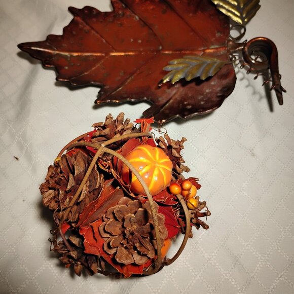 Lot of 2 Fall Items - Footed Metal Leaf Tray & Round Pine Cone Ball - Picture 8 of 8